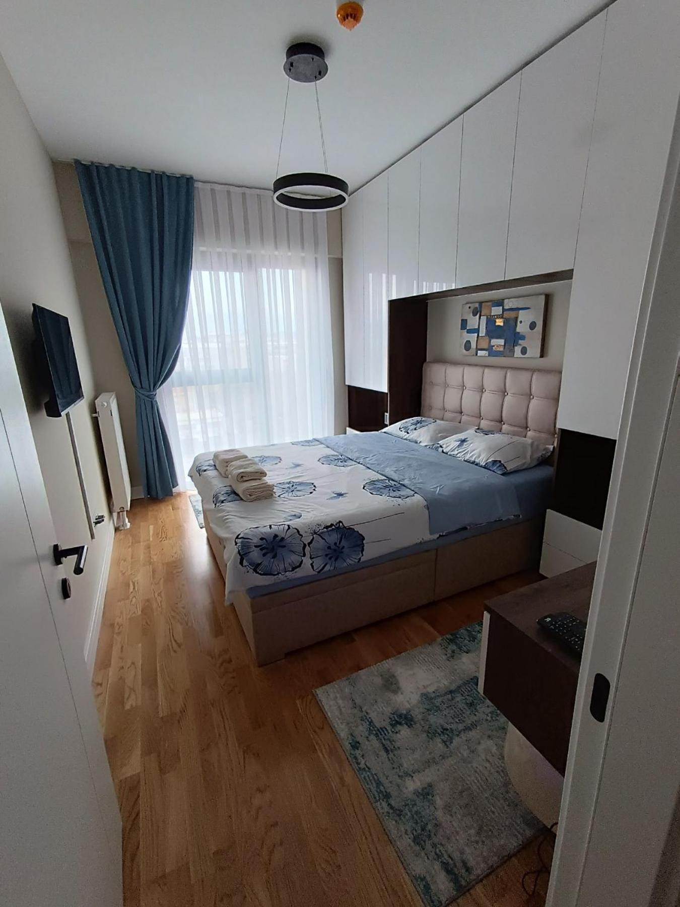 Anika Luxury Apartment At Diamond Center Скопье Экстерьер фото