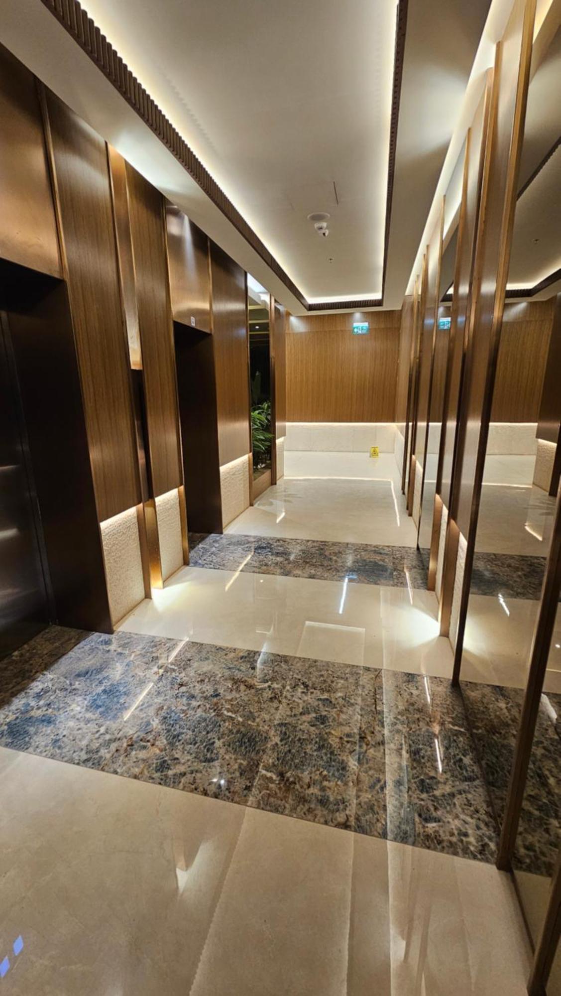 Anika Luxury Apartment At Diamond Center Скопье Экстерьер фото