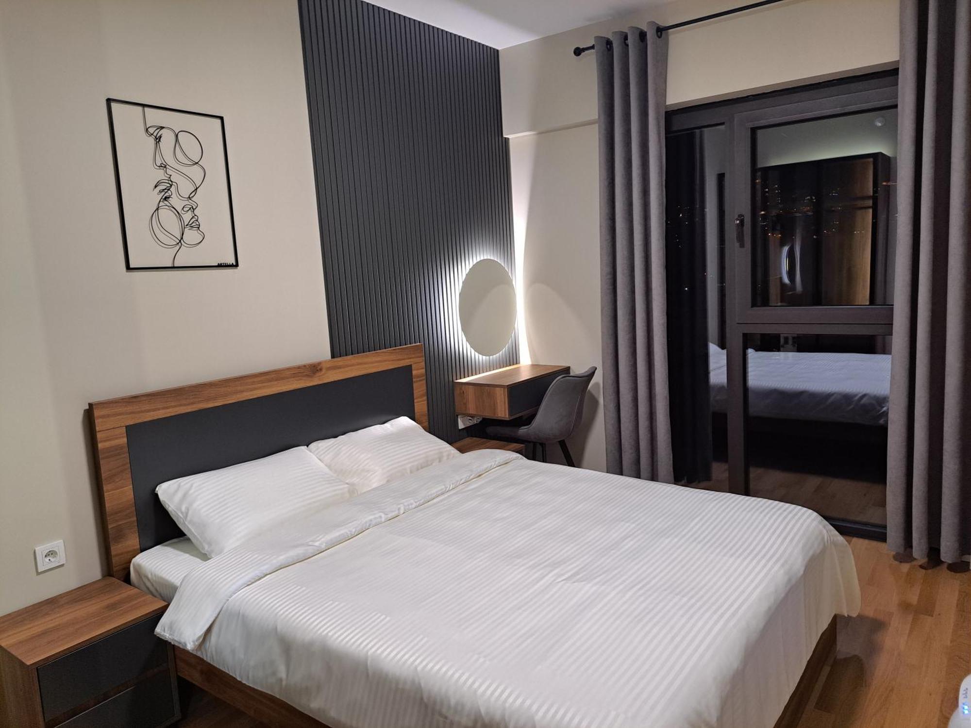 Anika Luxury Apartment At Diamond Center Скопье Экстерьер фото