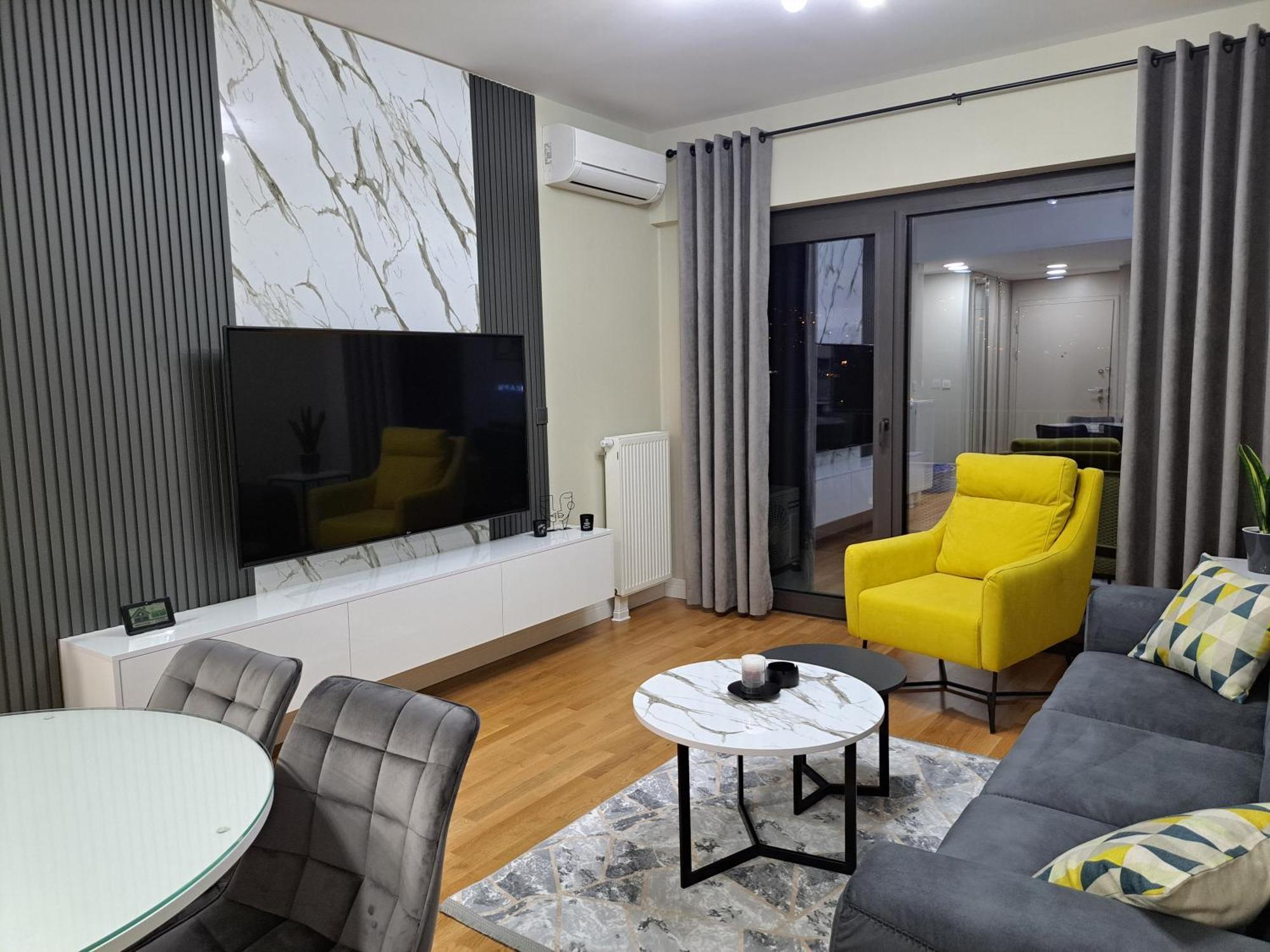 Anika Luxury Apartment At Diamond Center Скопье Экстерьер фото